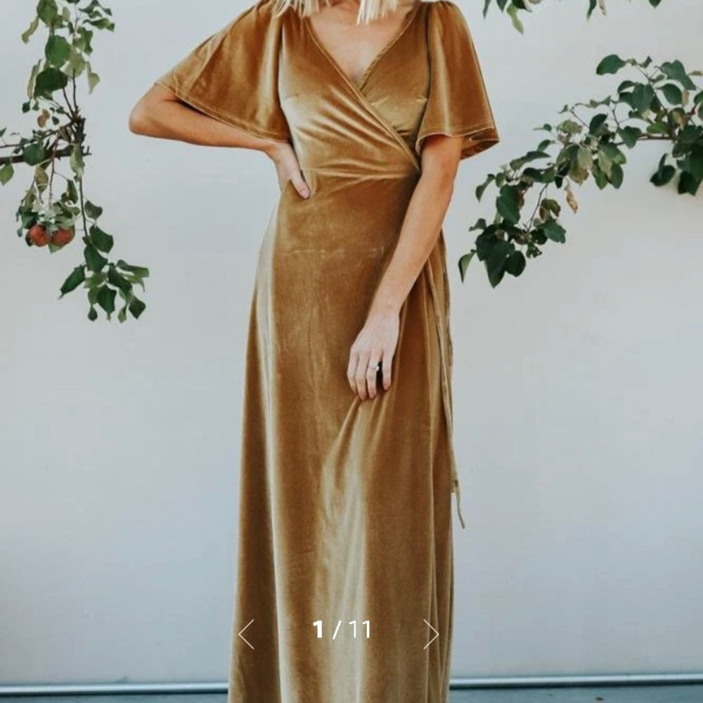 Gold Velvet Dress by Baltic a born. Size Large